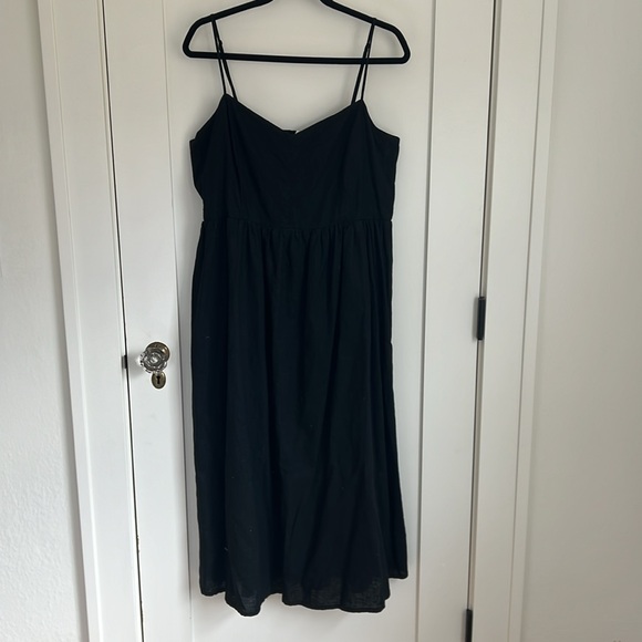 🪅H&M black linen sundress L smocked back spaghetti strap fully lined - Picture 4 of 7